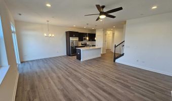 334 N Masters Dr, Addison, IL 60101