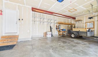 513 N Crestview Cir, Brandon, SD 57005