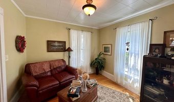 23 Holland St, Bangor, ME 04401