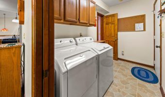 519 Country Club Dr W, Arapahoe, NC 28510
