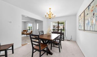 1214 Westrun Dr, Ballwin, MO 63021