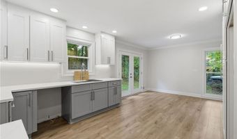 2420 Red Fox Run NW, Acworth, GA 30101