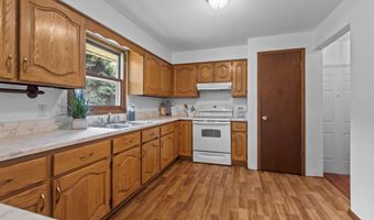 1636 S DRISCOLL St, Appleton, WI 54914