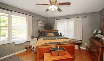 13 Hemlock Ave, Andover, NJ 07860