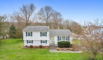 7 Hampshire Dr, Blooming Grove, NY 10992