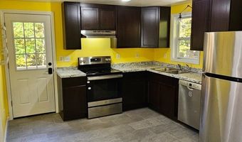 76 Winding Hill Dr 1, Alloway, NJ 07461