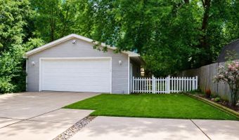 1844 S JEFFERSON St, Appleton, WI 54915