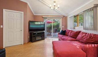 78 Main St, Bayonne, NJ 07035