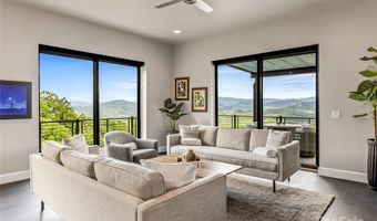 840 Fontana Trace Dr, Almond, NC 28702