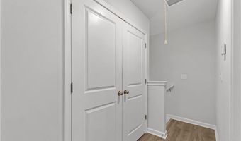 7238 Crestside Dr, Austell, GA 30168