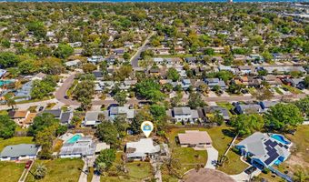 43 FORRESTAL Cir N, Atlantic Beach, FL 32233