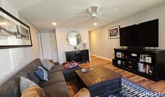 150 Beachview Ave 290, Bridgeport, CT 06605