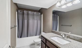 2006 NW 19th Ct, Ankeny, IA 50023