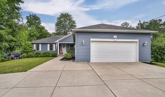 125 Stahl Rd, Amherst, NY 14068