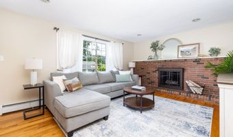 50 Dogwood Ln, Bristol, CT 06010