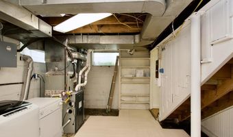 1820 LESLIE Ave, Alexandria, VA 22301