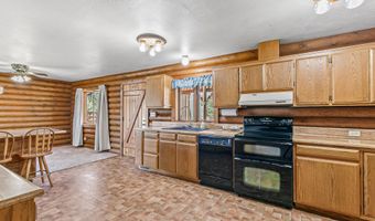 11597 Corp Ranch Rd, Ashland, OR 97520