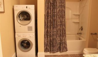 624 WASHINGTON St A-506, Coventry, RI 02816