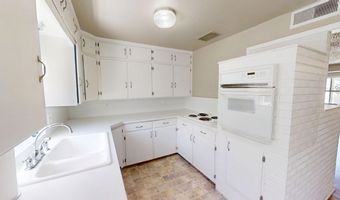 241 W 11th St, Casper, WY 82601