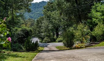 13 Rolling View Dr, Asheville, NC 28805