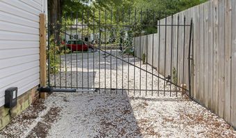 1206 Mill St, Camden, SC 29020