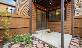 6233 Willow Ln, Boulder, CO 80301