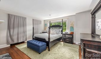 3227 Driftwood Dr, Charlotte, NC 28205