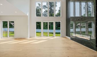 54 Landview Dr, Dix Hills, NY 11746