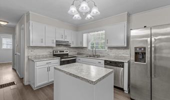 2526 Meadowbrook Dr, Augusta, GA 30906