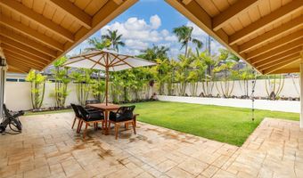 1016 Laukupu Way, Honolulu, HI 96825