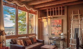 135 Mesa Sea, Arroyo Hondo, NM 87513