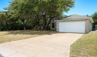 101 Saunders Ln, Aransas Pass, TX 78336