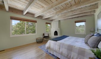 525 SOLANO Dr SE, Albuquerque, NM 87108