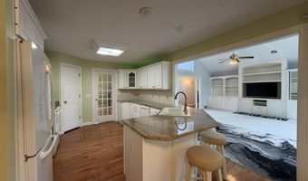 206 Meadow Ridge Dr, Bardstown, KY 40004