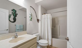 605 FRONT St, Delaware City, DE 19706