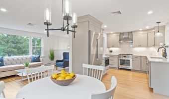 21 Clark Rd, Bedford, MA 01730