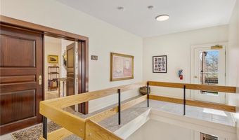 111 Harrison Ave A18, Newport, RI 02840