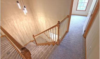 15358 Founders Ln 102, Apple Valley, MN 55124