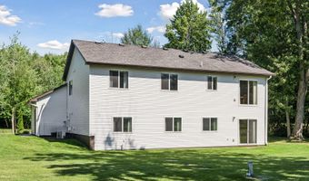 17320 Staples St NE, Andover, MN 55304