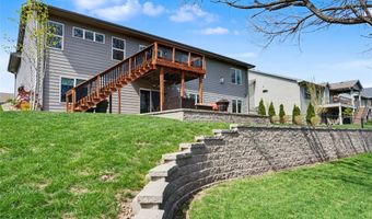 1009 Baileys Grove Dr, Adel, IA 50003