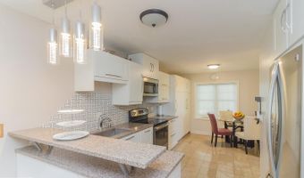 7628 WESTLAKE Ter 74, Bethesda, MD 20817