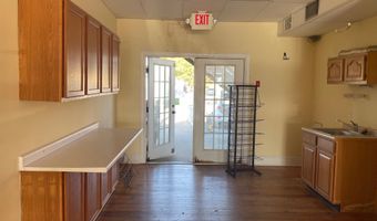 70 CLINTON St, Delaware City, DE 19706