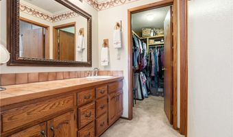 33805 Crown Valley Rd, Acton, CA 93519