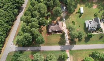 221 Creekside Dr, Arnoldsville, GA 30619