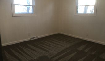 18546 140th St, Akron, IA 51001