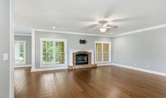 175 Glenview Dr, Albertville, AL 35950