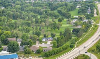 424 Emerald Dr, Arnolds Park, IA 51331