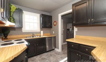 414 S Chester St S, Blacksburg, SC 29702