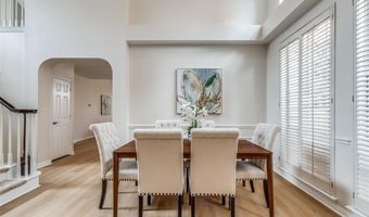 4037 Azure Ln, Addison, TX 75001