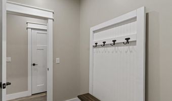 5980 Snapps Ferry Rd, Afton, TN 37616